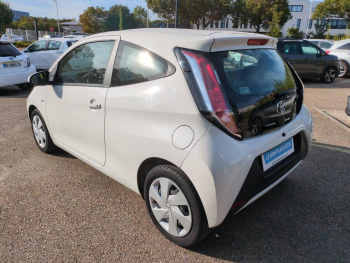 Photo 3 du bon plan TOYOTA Aygo 1.0 VVT-i 69ch Stop&Start x-play 3p occasion à 8900 €