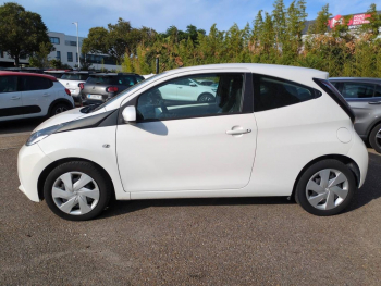 Photo 6 du bon plan TOYOTA Aygo 1.0 VVT-i 69ch Stop&Start x-play 3p occasion à 8900 €
