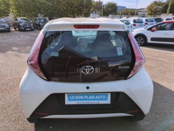 Photo 8 du bon plan TOYOTA Aygo 1.0 VVT-i 69ch Stop&Start x-play 3p occasion à 8900 €