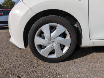 Photo 9 du bon plan TOYOTA Aygo 1.0 VVT-i 69ch Stop&Start x-play 3p occasion à 8900 €