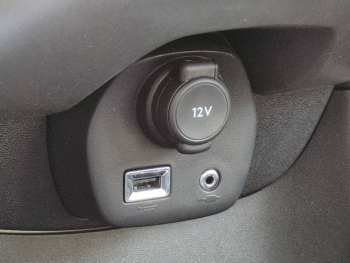 Photo 24 du bon plan TOYOTA Aygo 1.0 VVT-i 69ch Stop&Start x-play 3p occasion à 8900 €