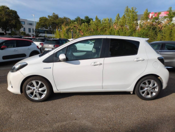 Photo 6 du bon plan TOYOTA Yaris HSD 100h Style 5p occasion à 11990 €