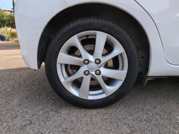 Photo 11 du bon plan TOYOTA Yaris HSD 100h Style 5p occasion à 11990 €