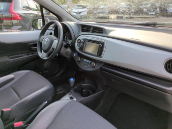 Photo 15 du bon plan TOYOTA Yaris HSD 100h Style 5p occasion à 11990 €