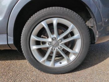 Photo 12 du bon plan AUDI Q3 2.0 TDI 177ch Attraction quattro S tronic 7 occasion à 14900 €