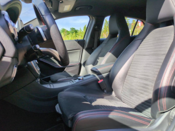 Photo 17 du bon plan MERCEDES-BENZ Classe GLA 220 d 170ch Fascination 7G-DCT Euro6c occasion à 21890 €