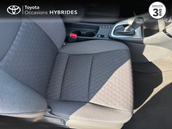 Photo 6 du bon plan TOYOTA Yaris 116h Dynamic Business 5p + Programme Beyond Zero Academy MY22 occasion à 18990 €