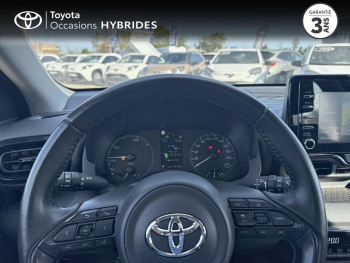 Photo 13 du bon plan TOYOTA Yaris 116h Dynamic Business 5p + Programme Beyond Zero Academy MY22 occasion à 18990 €
