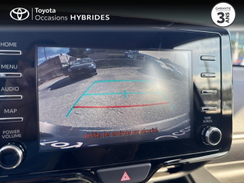Photo 22 du bon plan TOYOTA Yaris 116h Dynamic Business 5p + Programme Beyond Zero Academy MY22 occasion à 18990 €