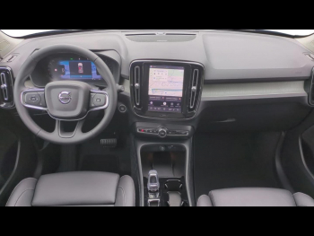 Photo 9 du bon plan VOLVO XC40 B3 163ch Ultra DCT 7 occasion à 47900 €