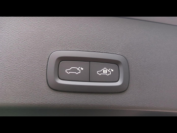Photo 14 du bon plan VOLVO XC40 B3 163ch Ultra DCT 7 occasion à 47900 €