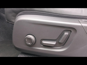 Photo 28 du bon plan VOLVO XC40 B3 163ch Ultra DCT 7 occasion à 47900 €