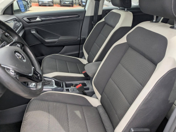 Photo 7 du bon plan VOLKSWAGEN T-Roc 1.5 TSI EVO 150ch Carat DSG7 occasion à 16990 €