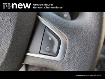 Photo 20 du bon plan RENAULT Master Fg VUL F3500 L2H2 2.3 Blue dCi 135ch Confort Euro6E occasion à 23990 €