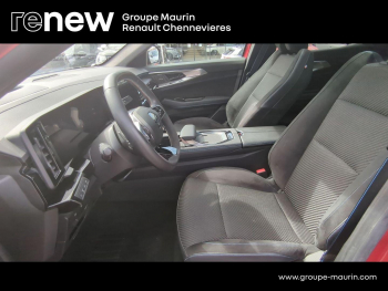Photo 9 du bon plan RENAULT Austral 1.2 E-Tech full hybrid 200ch Iconic esprit Alpine occasion à 31999 €