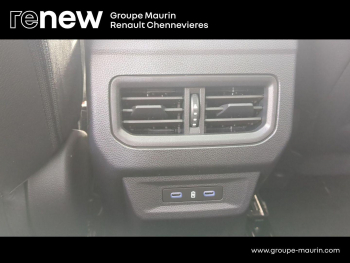 Photo 12 du bon plan RENAULT Austral 1.2 E-Tech full hybrid 200ch Iconic esprit Alpine occasion à 31999 €
