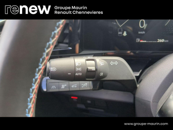Photo 19 du bon plan RENAULT Austral 1.2 E-Tech full hybrid 200ch Iconic esprit Alpine occasion à 31999 €