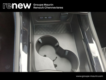 Photo 28 du bon plan RENAULT Austral 1.2 E-Tech full hybrid 200ch Iconic esprit Alpine occasion à 31999 €