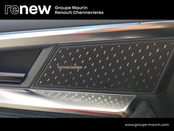 Photo 29 du bon plan RENAULT Austral 1.2 E-Tech full hybrid 200ch Iconic esprit Alpine occasion à 31999 €