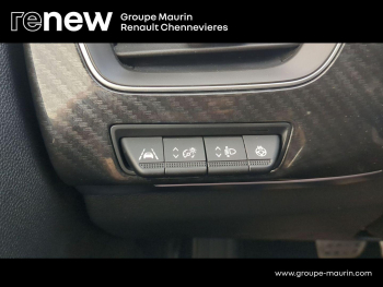 Photo 21 du bon plan RENAULT Arkana 1.6 E-Tech 145ch RS Line -21B occasion à 20999 €