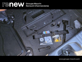 Photo 14 du bon plan RENAULT Clio 1.6 E-Tech hybride 140ch Intens -21N occasion à 15990 €