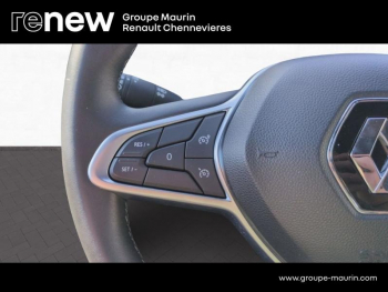 Photo 17 du bon plan RENAULT Clio 1.6 E-Tech hybride 140ch Intens -21N occasion à 15990 €