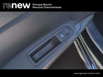 Photo 26 du bon plan RENAULT Clio 1.6 E-Tech hybride 140ch Intens -21N occasion à 15990 €