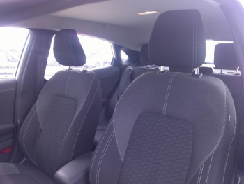 Photo 18 du bon plan FORD Puma 1.0 Flexifuel 125ch S&S mHEV E85 Titanium occasion à 16900 €