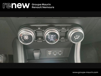 Photo 27 du bon plan RENAULT Captur 1.6 E-Tech hybride 145ch Business occasion à 16290 €