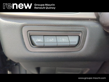 Photo 17 du bon plan RENAULT Captur 1.6 E-Tech hybride 145ch Techno Fast Track occasion à 18690 €