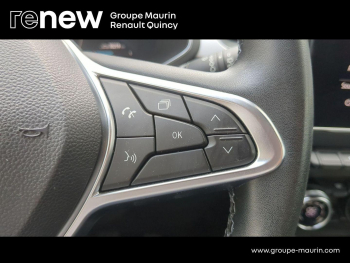 Photo 22 du bon plan RENAULT Captur 1.6 E-Tech hybride 145ch Techno Fast Track occasion à 18690 €