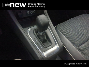 Photo 28 du bon plan RENAULT Captur 1.6 E-Tech hybride 145ch Techno Fast Track occasion à 18690 €
