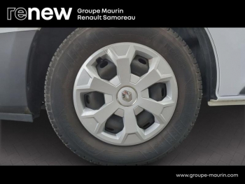 Photo 11 du bon plan RENAULT Trafic Combi L1 2.0 Blue dCi 150ch S&S Zen 8 places occasion à 19790 €