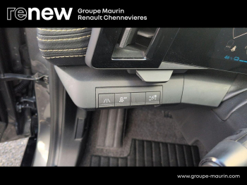 Photo 20 du bon plan RENAULT Megane V (BCB) Ph1 E-Tech Electric EV60 220ch Icon occasion à 26990 €