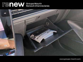 Photo 20 du bon plan RENAULT Megane E-Tech Electric EV60 220ch Iconic super charge -C occasion à 26999 €
