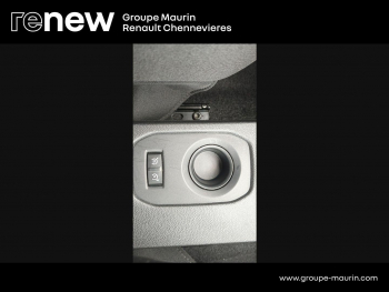 Photo 29 du bon plan DACIA Duster 1.3 TCe 130ch FAP Prestige 4x2 E6U occasion à 14999 €