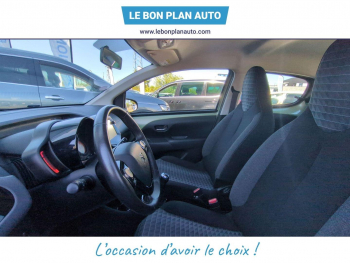 Photo 19 du bon plan PEUGEOT 108 VTi 72 Allure S&S 4cv 5p occasion à 8980 €