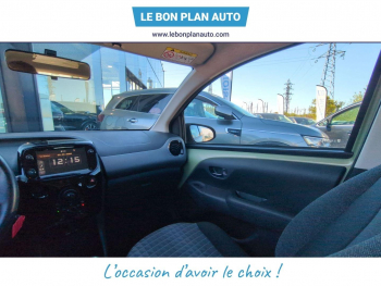 Photo 23 du bon plan PEUGEOT 108 VTi 72 Allure S&S 4cv 5p occasion à 8980 €