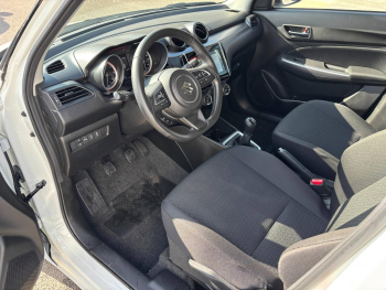 Photo 2 du bon plan SUZUKI Swift 1.2 Dualjet Hybrid 83ch Pack occasion à 14990 €