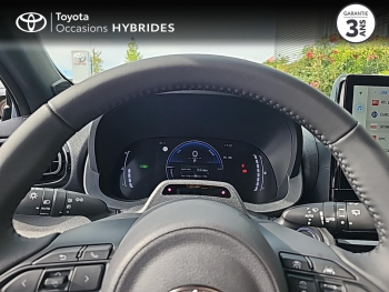 Photo 13 du bon plan TOYOTA Yaris Cross 130h Design MC26 occasion à 29490 €