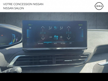 Photo 21 du bon plan PEUGEOT 3008 HYBRID 225ch GT Pack e-EAT8 occasion à 23499 €