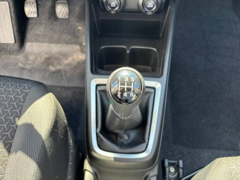 Photo 15 du bon plan SUZUKI Swift 1.2 Dualjet Hybrid 83ch Pack occasion à 15990 €