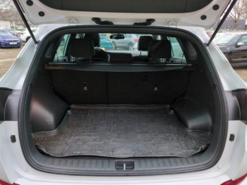 Photo 11 du bon plan HYUNDAI Tucson 1.7 CRDI 141ch Edition #Mondial 2WD DCT-7 occasion à 12990 €