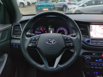 Photo 18 du bon plan HYUNDAI Tucson 1.7 CRDI 141ch Edition #Mondial 2WD DCT-7 occasion à 12990 €