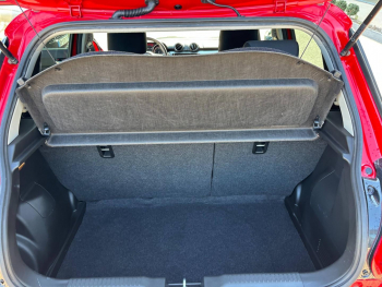Photo 21 du bon plan SUZUKI Swift 1.2 Dualjet Hybrid 83ch Pack occasion à 15990 €