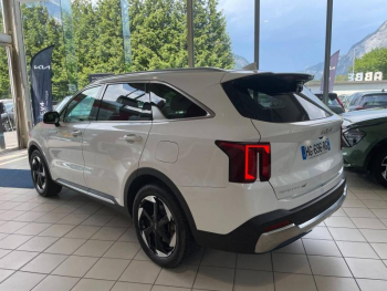 Photo 7 du bon plan KIA Sorento 1.6 T-GDi 253ch PHEV Design Business 4x4 7 places occasion à 59990 €