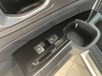 Photo 22 du bon plan KIA Sorento 1.6 T-GDi 253ch PHEV Design Business 4x4 7 places occasion à 59990 €