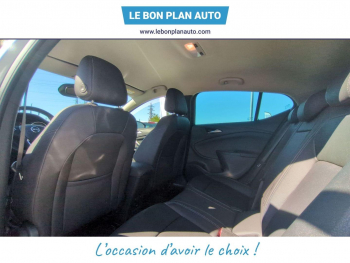 Photo 17 du bon plan OPEL Astra 1.4 Turbo 125ch Start&Stop Elite occasion à 9990 €