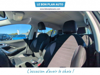 Photo 18 du bon plan PEUGEOT 2008 1.2 PureTech 110ch Allure S&S EAT6 occasion à 8490 €