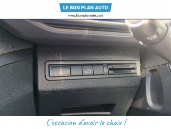 Photo 27 du bon plan PEUGEOT 3008 1.2 PureTech 130ch E6.c Active Business S&S EAT8 occasion à 9490 €